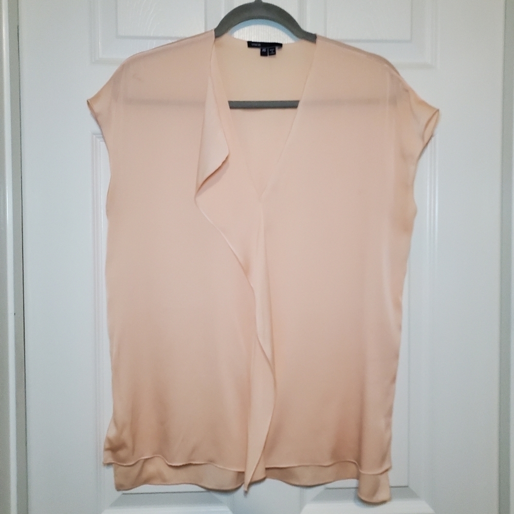 VINCE Size XSmall Peach Short Sleeve V Neck Blouse Silk